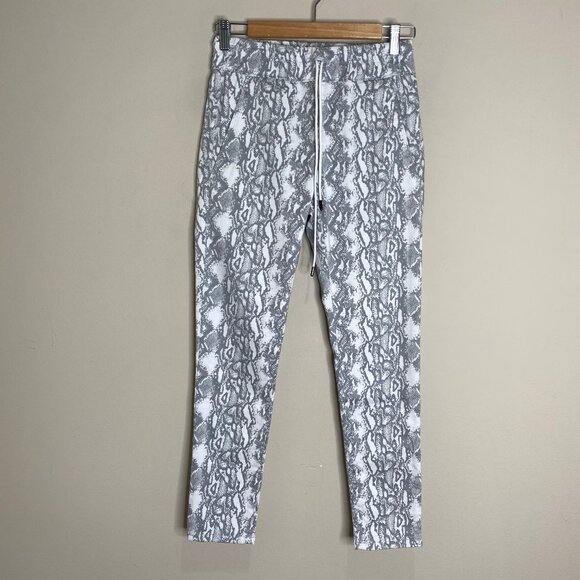 Bevy Flog Shely White Gray Python Snake Slim Ankle Pants Joggers 24